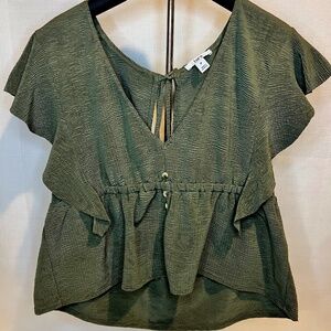 BAR III SLEEVE FLOWING TOP